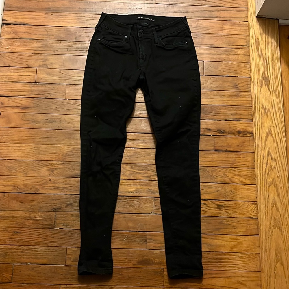 Levi’s the original Jean women’s size 6 black skinny legging jeans